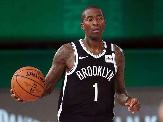 镜报：安东尼愿大幅降薪回归贝蒂斯，已拒绝胜利、博塔弗戈