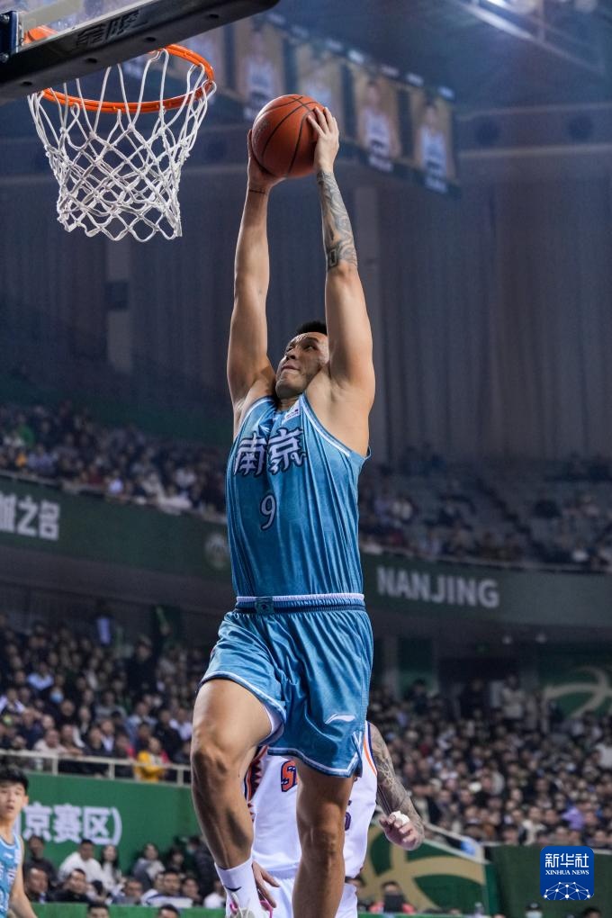 齐沃：2010年我曾与死神共饮一杯咖啡，那天后我不再考虑自我