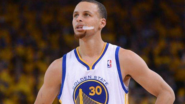 13岁天才小将代表阿森纳U19出战青年欧冠，打破赛事纪录