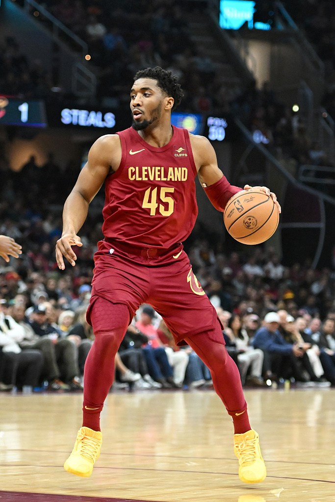 国内首个残疾人铁人三项赛事开赛，134名运动员角逐19金