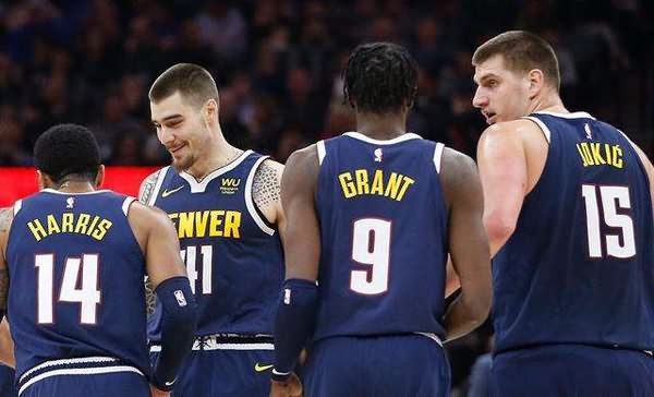 里弗斯：我们的区域联防和盯人防守都能更好，还要简化内线轮转