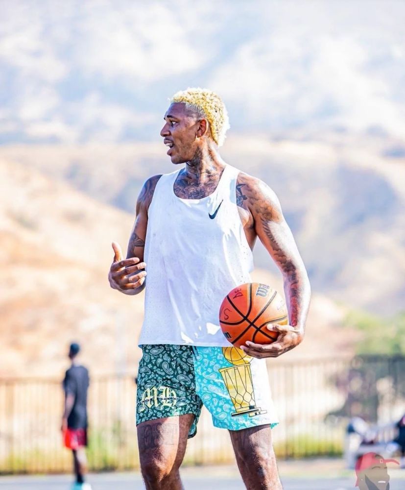 法比奥激情喊话：如果把场地吃了能赢，那我们就把场地吃了